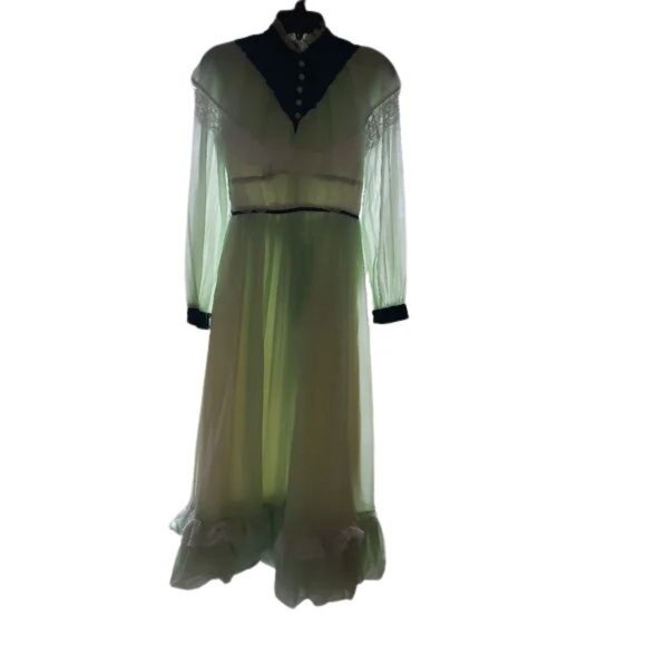 Dresses & Skirts - Vintage Victorian Style Mint Green Velvet and Lace Dress